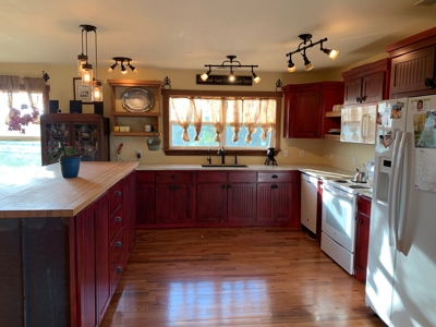 FARM or possible AIRBNB FOR SALE IN TN. - image 4