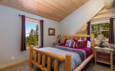 High End Log Home - image 18