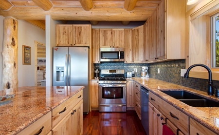 High End Log Home - image 11