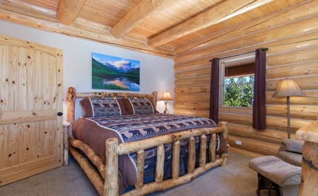 High End Log Home - image 16
