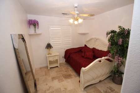 Land and home with pool for sale Casa Grande AZ  Guest house - image 12