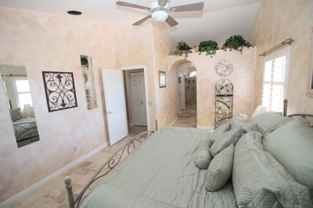 Land and home with pool for sale Casa Grande AZ  Guest house - image 19