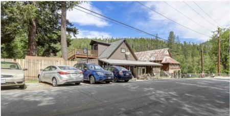 Waterfront Store and Home for Sale - image 22