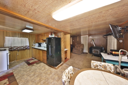 Log Cabin on Grand Mesa National Forest - image 3