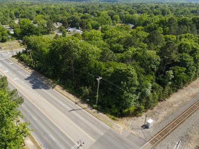 Adjacent Lots for Auction in Rock Hill SC - image 4