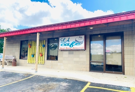 Commercial Building for Sale in Southern Missouri - image 2