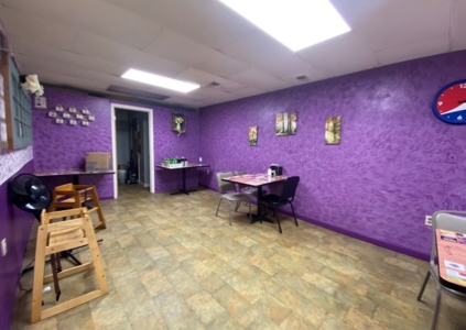 Commercial Building for Sale in Southern Missouri - image 11