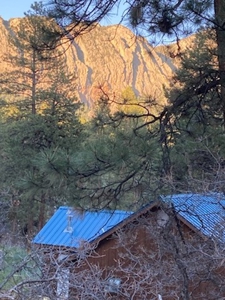 Cabin in the mountains with great views of the Brazos Cliffs - image 17