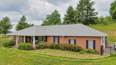 Beautiful Country Home for Sale in Willis VA! - image 1