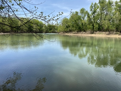 Waterfront Land For Sale In Savannah, Tn On Indian Creek - image 2