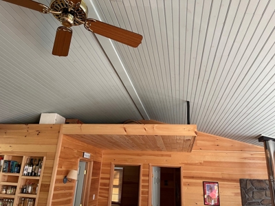 Lakefront Cottage on Rocky Lake - image 12