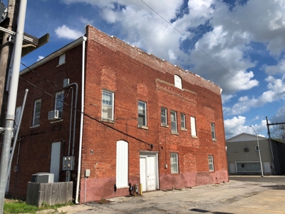 For Sale Investment Property w/ Great Potential Chillicothe! - image 5