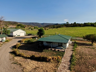 Colorado Country Home with Center Pivot Irrigation, Barn - image 8
