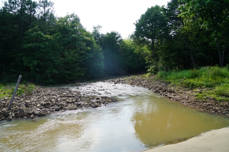 Land, Building, Pond, Creek - image 10