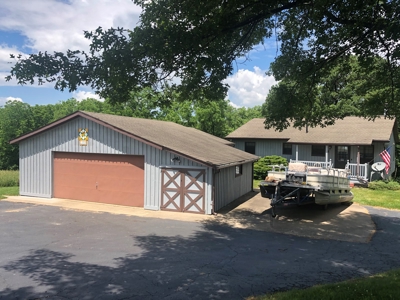 Apple Canyon Lake Home For Sale in Jo Daviess County, IL - image 29