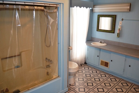 Historic Victorian home in Southwest Virginia - image 21