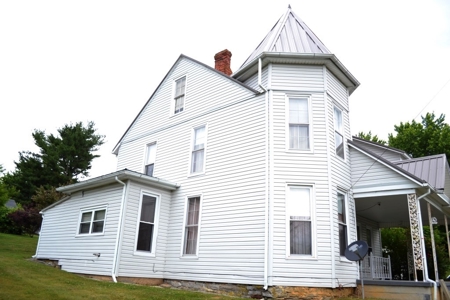 Historic Victorian home in Southwest Virginia - image 2