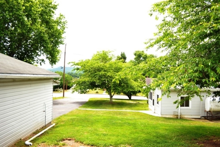 Historic Victorian home in Southwest Virginia - image 6