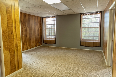 Historic Bank Office Retail Building for Sale in Paris, MO - image 4