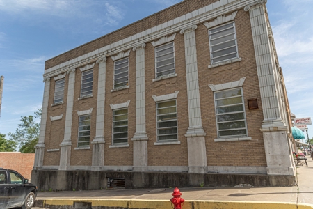 Historic Bank Office Retail Building for Sale in Paris, MO - image 10