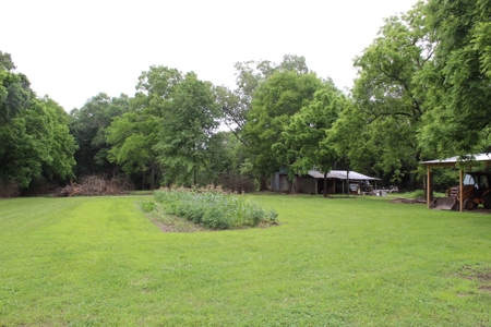 Historic Home / Farm With Creek For Sale In Hardin Co Tn - image 41