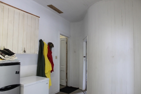 Historic Home / Farm With Creek For Sale In Hardin Co Tn - image 30