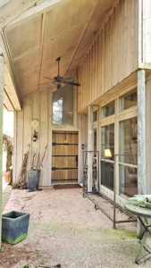 Large Waterfront Acreage Tract For Sale On Lake Palestine - image 26