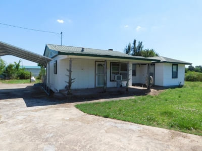 Country Home Near Wister Lake, Pond, Fenced Pasture - image 7