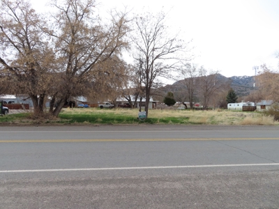Commercial Lot in Town of Cedarville, Ca. Opportunity knocks - image 5