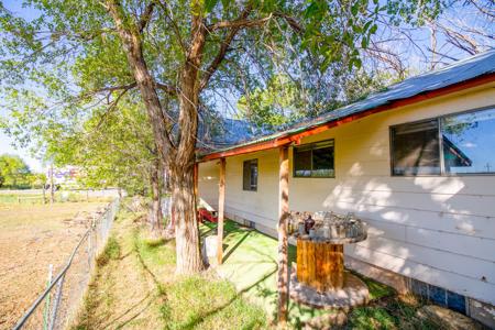 Fixer Upper Farmhouse For Sale in Lewis, CO! - image 6