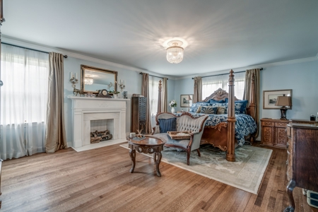 Historic House in Clinton For Sale - image 26