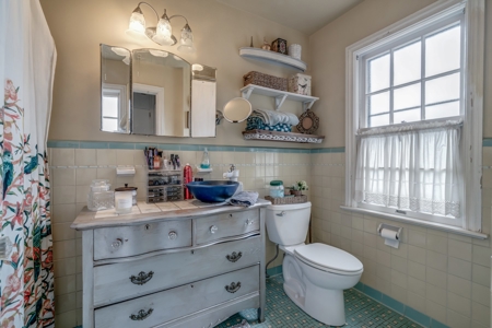Historic House in Clinton For Sale - image 22
