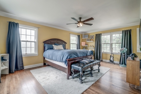 Historic House in Clinton For Sale - image 21
