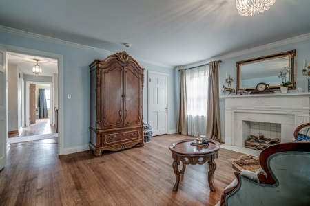 Historic House in Clinton For Sale - image 33