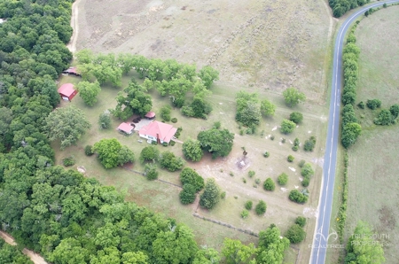 Martin Allendale Co. Small Farm Estate - image 12