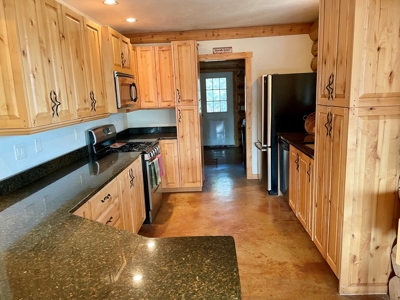 Colorado Custom Log Home with Shop on 40 acres For Sale - image 16