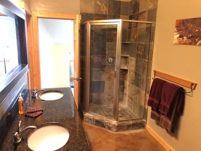 Colorado Custom Log Home with Shop on 40 acres For Sale - image 34