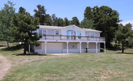 Year Round Mountain Living! - image 1