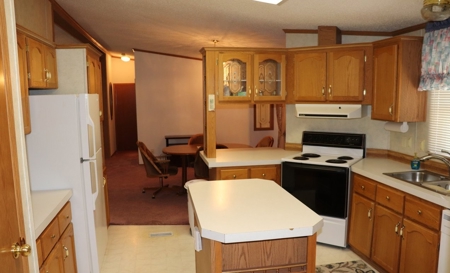 Year Round Mountain Living! - image 8