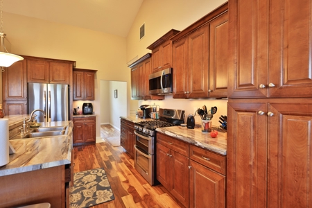 Horse Property with Custom Home, Irrigation and Guest Home - image 10