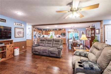 Mountain Home in North Georgia - image 12