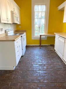 Historic 5 Bedroom, 2.5 Bath Home for Sale Magnolia, MS - image 8