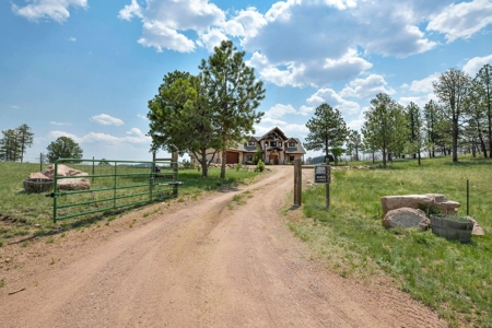Custom Mountain Home - image 4