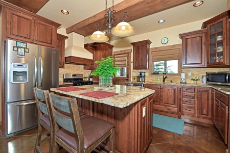 Custom Mountain Home - image 14