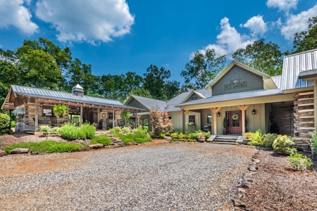 Historic Lakefront Home / Cleveland, GA - image 7