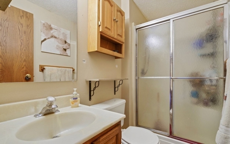Only 40 Minutes From Fort Collins! - image 25