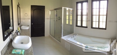 House For Sale In Hacienda Pacifica Panama - image 10