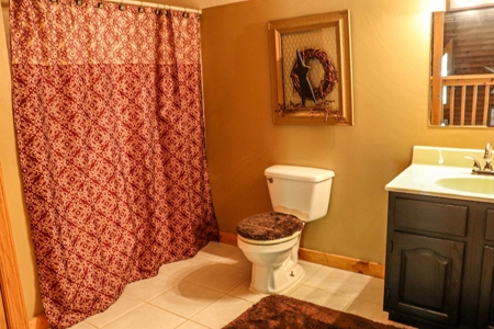 Beautiful Log Home for Sale in Narrows VA! - image 15