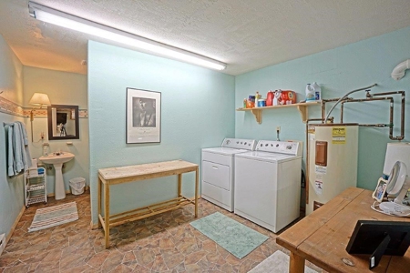 Mountain Home For Sale, Log Hill, Ridgway, Colorado - image 21