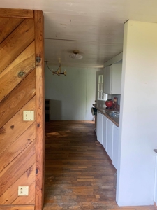Pending Country Home on 6.87 +/- Acres in Burkesville, KY - image 15